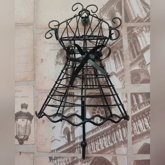 knee length dresses for ladies Lady Metal Wall Art in Dress – Steel Silhouette Wall Décor – Rusper & Pines